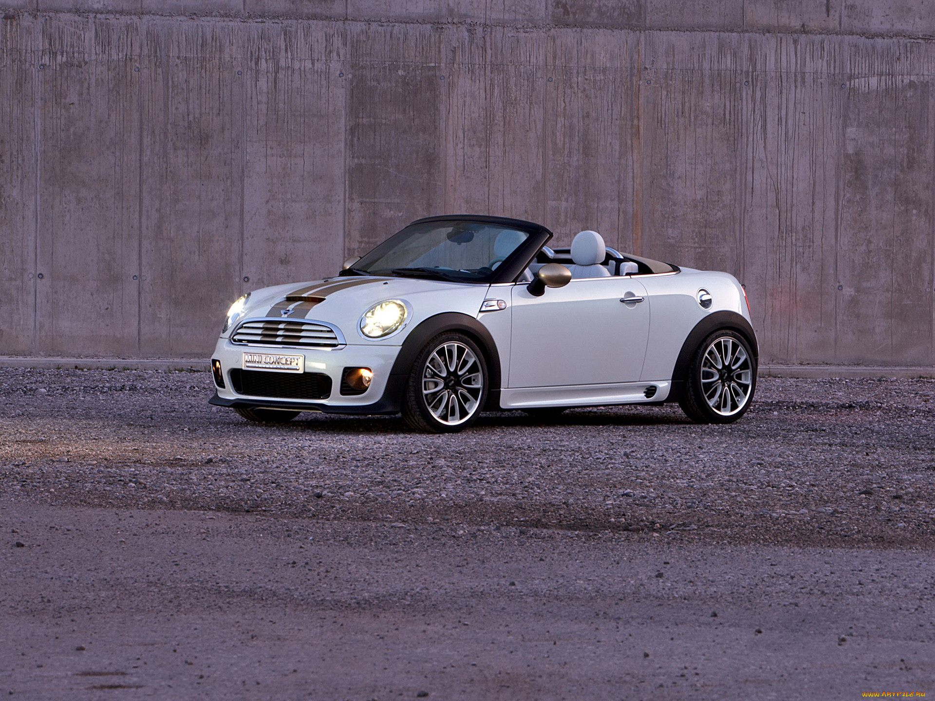 , mini